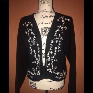 🎈3/$15 By Design embroidered cardigan